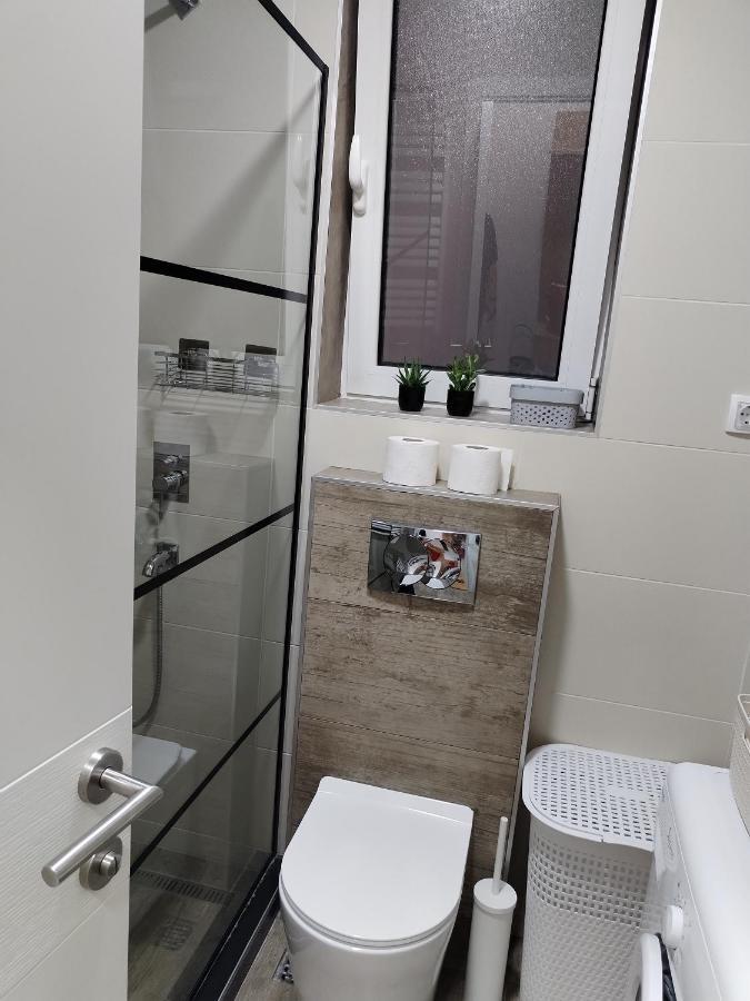 Apartamento City Lights Lux Belgrado Exterior foto